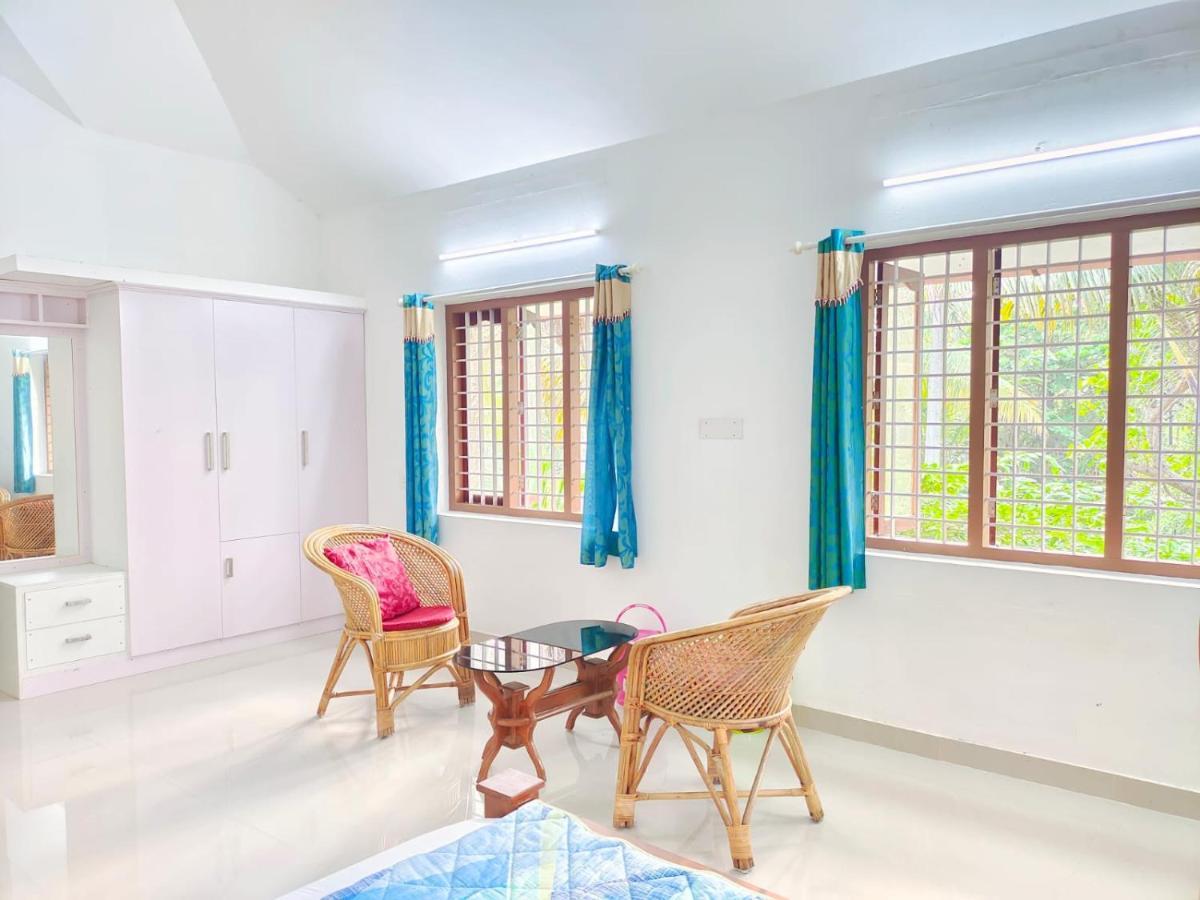 White Sands Homestay Turavur Exterior photo