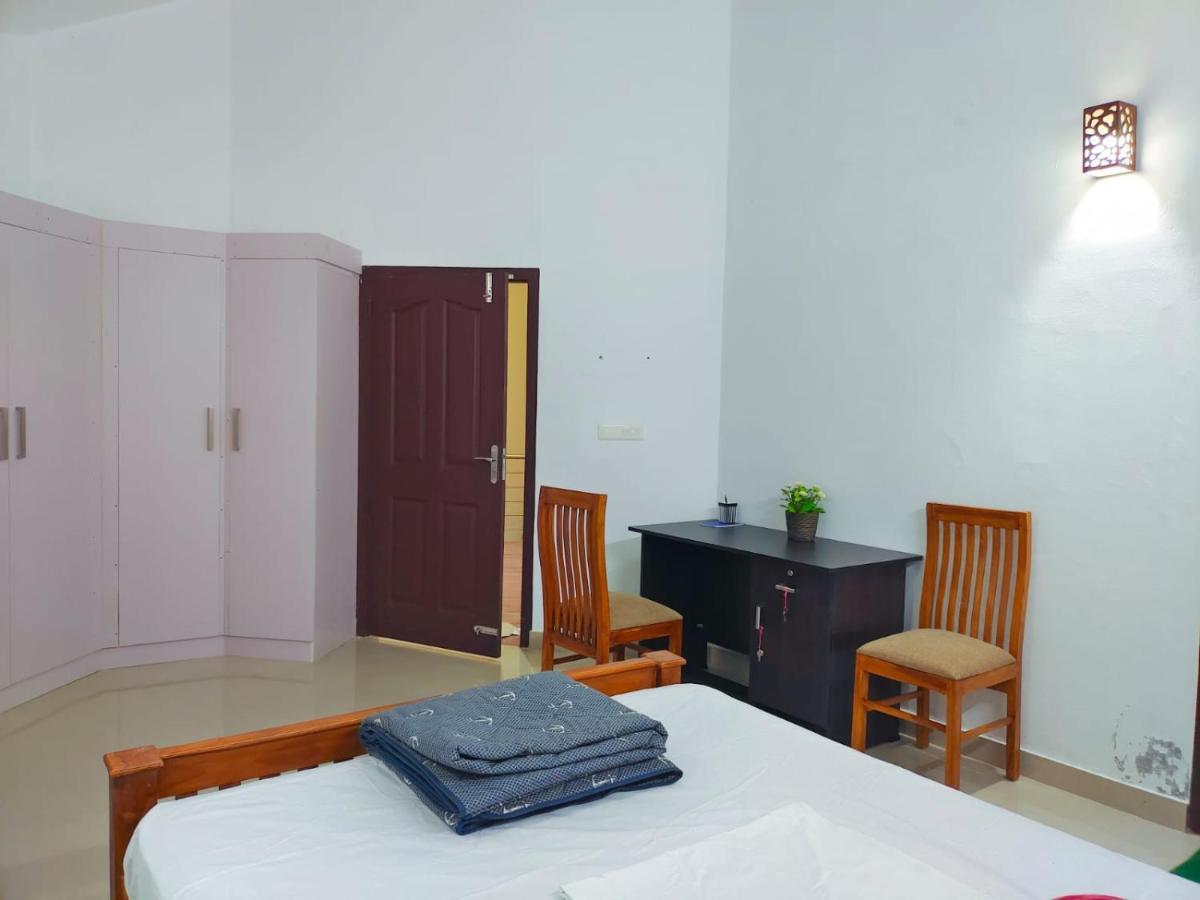 White Sands Homestay Turavur Exterior photo